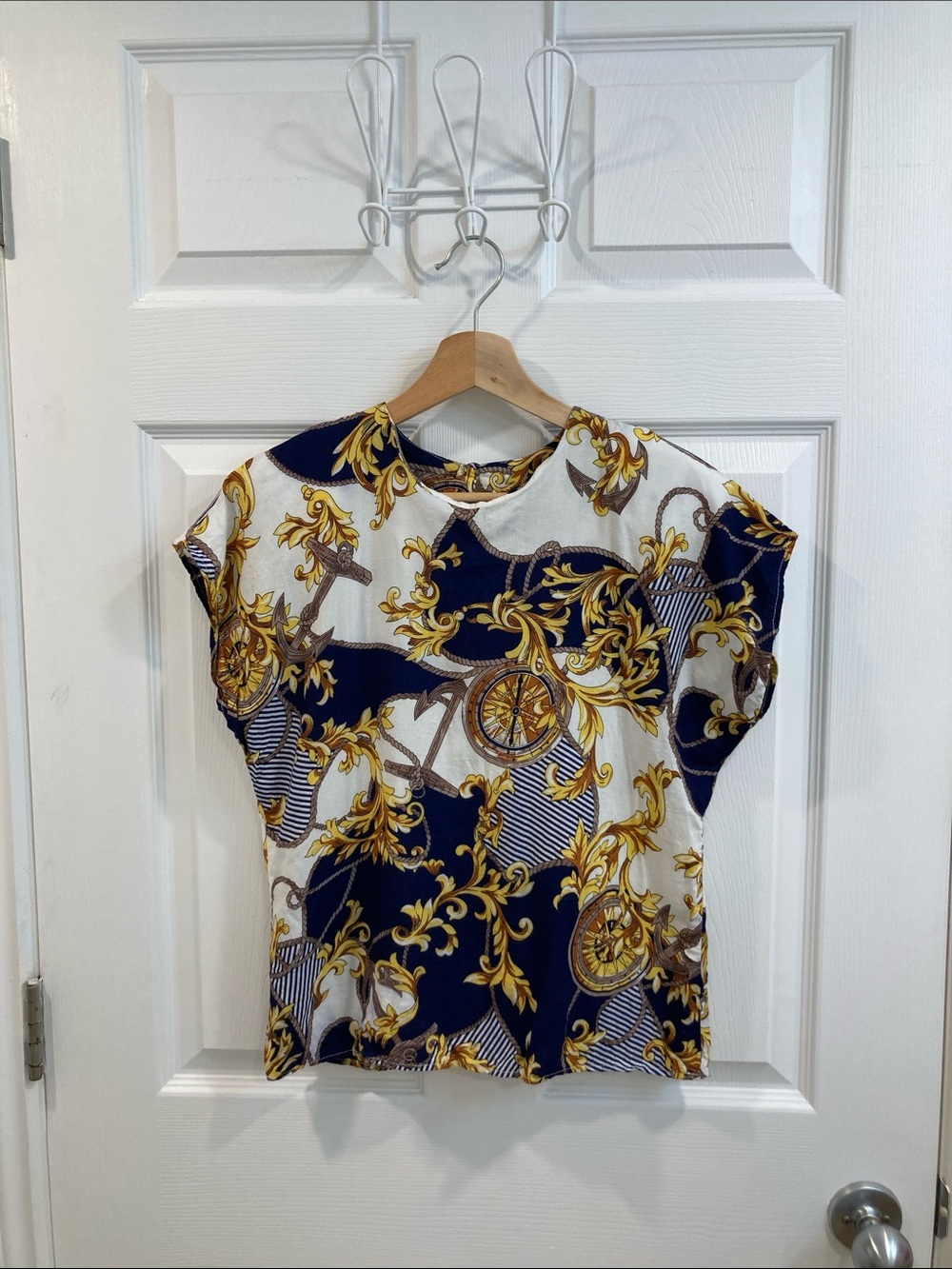 Vintage 80’s Jaclyn Smith Navy, White & Gold Baroque Short Sleeve Blouse